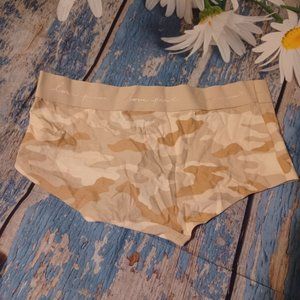 Victoria's Secret PINK Logo Boyshort Panty White Tan Camo  Medium NWT